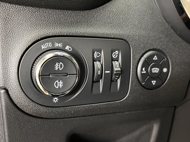 Opel Crossland X 1.2 Turbo Innovation *Panodak* Afn. Trekhaak / CarPlay / Head-Up / PDC V&A / 17" LMV / 1/2 Leder / Cruise / Navigatie