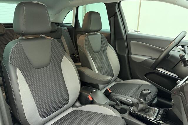 Opel Crossland X 1.2 Turbo Innovation | Climate control | navigatie pakket | AGR stoelen | Park pilot voor en achter | 17 inch li-metalen wielen |