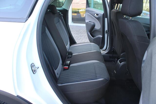 Opel Crossland X 1.2 Turbo 120 Jaar Edition Navi/Winterpakket/AppleAndroid
