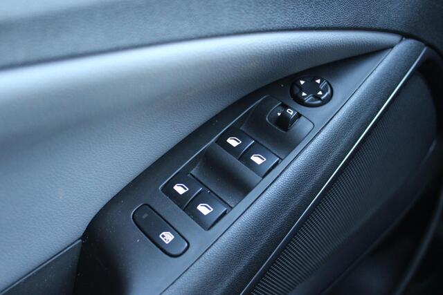 Opel Crossland X 1.2 Turbo Innovation trekhaak/Clima/AppleAndroid