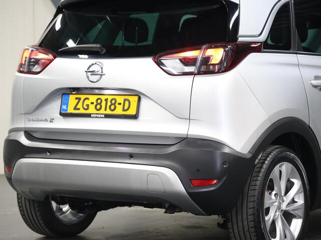 Opel Crossland X 1.2 110PK Turbo Innovation | AppleCarPlay/AndroidAuto | AUTOMAAT | Armsteun | Camera | Dodehoekdetectie | Navigatie | AGR stoelen | LED lampen | Climate Control | Cruise Control | Isofix | Privacy Glass | Parkeersensoren |