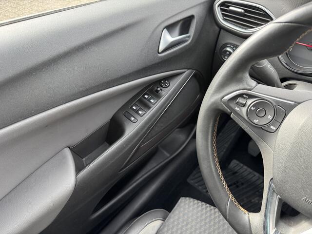 Opel Crossland X 1.2T 110pk Innovation, Camera | Navi | HUD