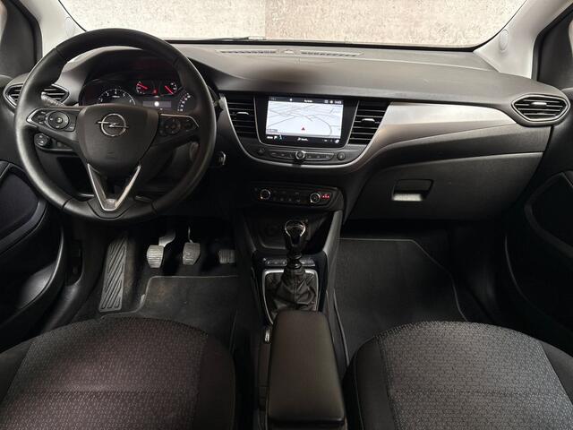 Opel Crossland X 1.2 Turbo Sport (APPLE CARPLAY, GROOT NAVI, STUUR/STOELVERWARMING, GETINT GLAS, SPORTSTOELEN, LM VELGEN, CRUISE, NIEUWSTAAT)