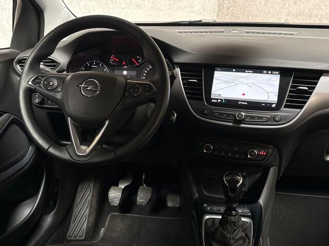 Opel Crossland X 1.2 Turbo Sport (APPLE CARPLAY, GROOT NAVI, STUUR/STOELVERWARMING, GETINT GLAS, SPORTSTOELEN, LM VELGEN, CRUISE, NIEUWSTAAT)
