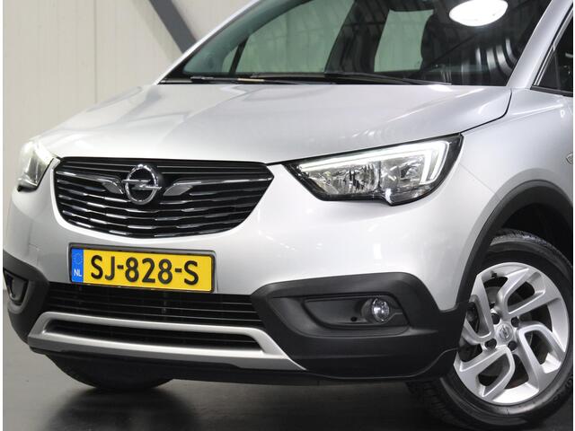 Opel Crossland X 110PK Innovation | 1ste eigenaar | AppleCarPlay/AndroidAuto | Armsteun | Navigatie | Parkeersensoren | Climate Control | Cruise Control | 16"LMV | LEER/Stof | Isofix |