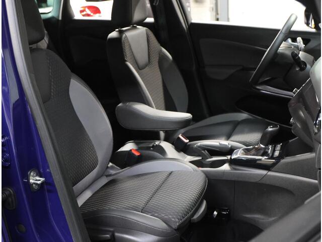 Opel Crossland X 1.2 110PK Turbo Innovation | 1ste eigenaar | AUTOMAAT | AppleCarPlay/AndroidAuto | Armsteun | Stoel/Stuur/VoorruitVerwarmd | Navigatie | Parkeersensoren | Climate Control | Cruise Control | 16"LMV | LEER/Stof | Isofix |Privacy Glass |