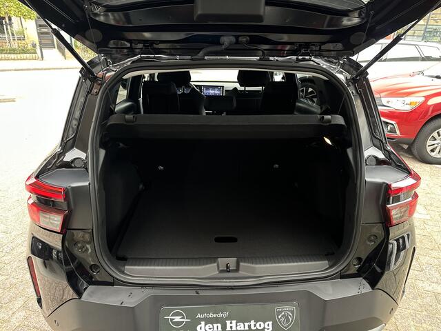 Opel FRONTERA 1.2 Turbo Hybrid GS 145PK Navi/Camera /stoel+stuur en Voorruitverwarming.