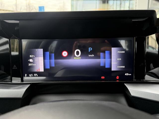 Opel FRONTERA Electric GS 54 kWh | 3-FASEN | LONG RANGE | 17 INCH LM VELGEN | CAMERA | NAVI | WINTER PAKKET | CLIMA |