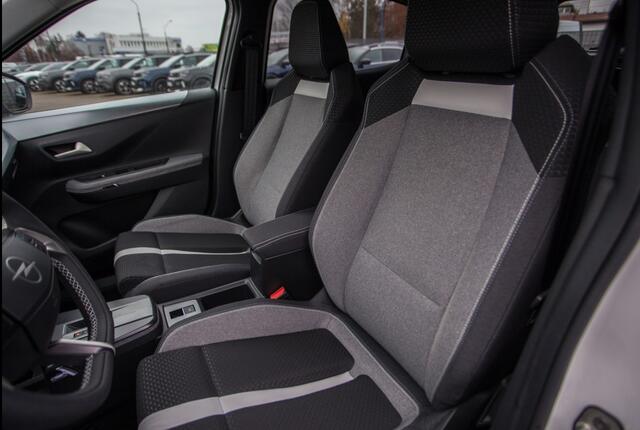 Opel FRONTERA 1.2 Turbo Hybrid GS 145PK Camera/Navi/Stoel+stuur en voorruit verwarming.