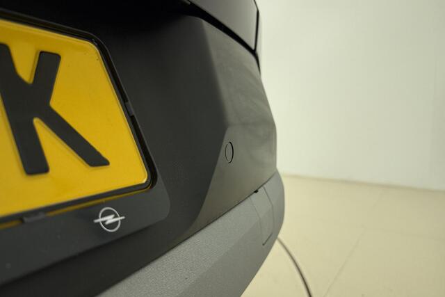 Opel FRONTERA 1.2 Turbo Hybrid GS Automaat | Navigatie | Dakrails | Stoel & Stuurverwarming | Camera | Draadloze telefoonlader | Lichtmetalen velgen