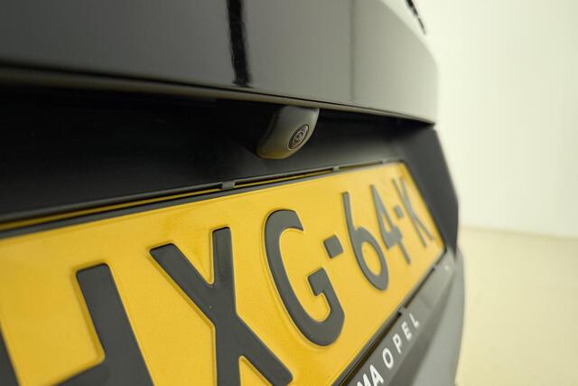 Opel FRONTERA 1.2 Turbo Hybrid GS Automaat | Navigatie | Dakrails | Stoel & Stuurverwarming | Camera | Draadloze telefoonlader | Lichtmetalen velgen