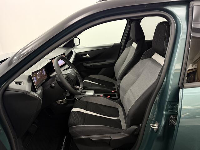 Opel FRONTERA 1.2 Turbo Hybrid GS 145PK Camera, Navi, Winterpakket, Cruise control, Rijstrook correctie, Virtual desk, Apple carplay, 2 jaar garantie