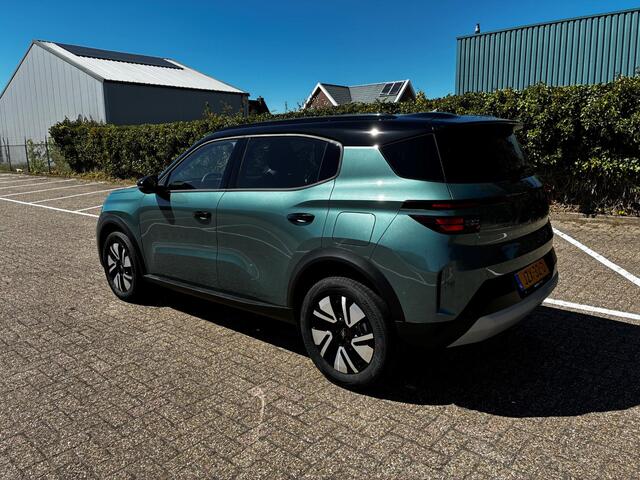 Opel FRONTERA 1.2 Turbo Hybrid GS 7p. | 145pk | Navigatie | Camera achter | Climate Control | Stoel- en stuurverwarming | Parkeersensoren voor en achter | LED verlichting | Verwarmde voorruit