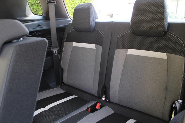 Opel FRONTERA 1.2 Turbo Hybrid GS 7p. | Winterpack | Cruise control | Achteruitrijcamera | BLIS