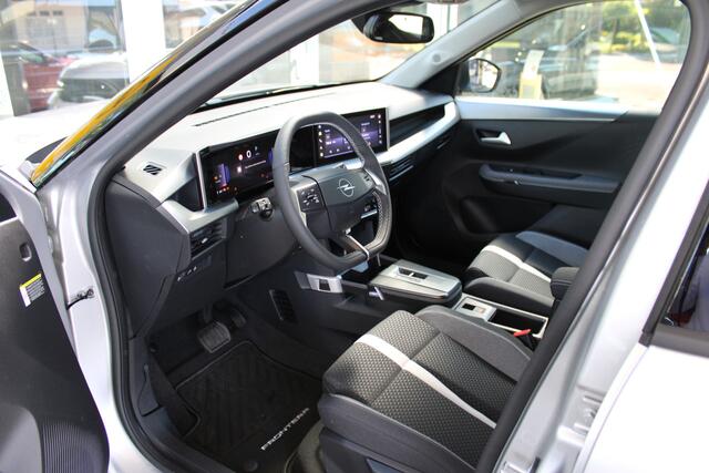 Opel FRONTERA 1.2 Turbo Hybrid GS 7p. 5 JR GARANTIE | Winterpack | BLIS | Achteruitrijcamera | Cruise control