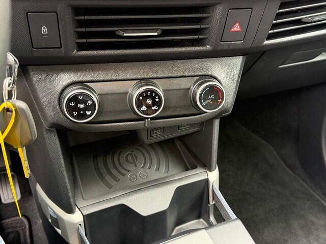 Opel FRONTERA 1.2 Turbo Hybrid Edition Automaat met Navi/Camera, Cruise Controle, Draadloos laden