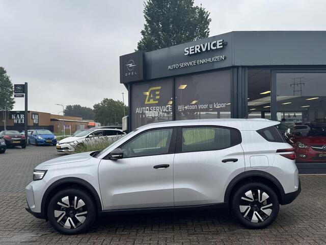 Opel FRONTERA 1.2 Turbo Hybrid GS Uiteraard als nieuw, rijklaar en voorzien Opel fabrieksgarantie | Climate | Stoel en stuurverwarming | LMV met all season | Cruise control | Full LED | Fabrieksnavigatie | Draadloos Carplay | We zijn officieel Opel dealer!