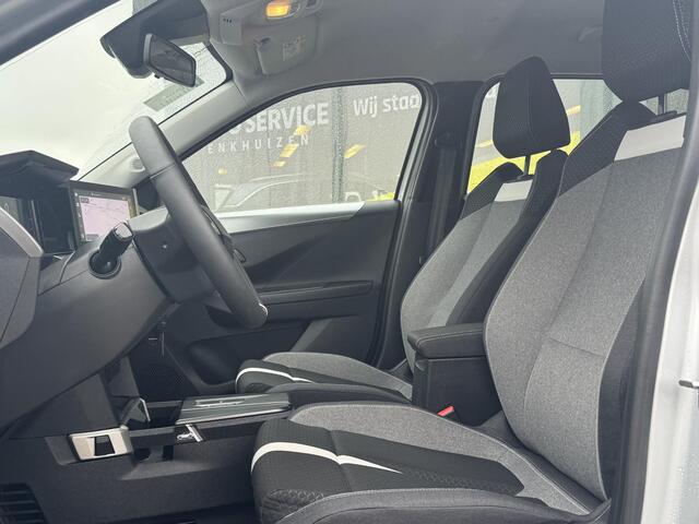 Opel FRONTERA 1.2 Turbo Hybrid GS Uiteraard als nieuw, rijklaar en voorzien Opel fabrieksgarantie | Climate | Stoel en stuurverwarming | LMV met all season | Cruise control | Full LED | Fabrieksnavigatie | Draadloos Carplay | We zijn officieel Opel dealer!
