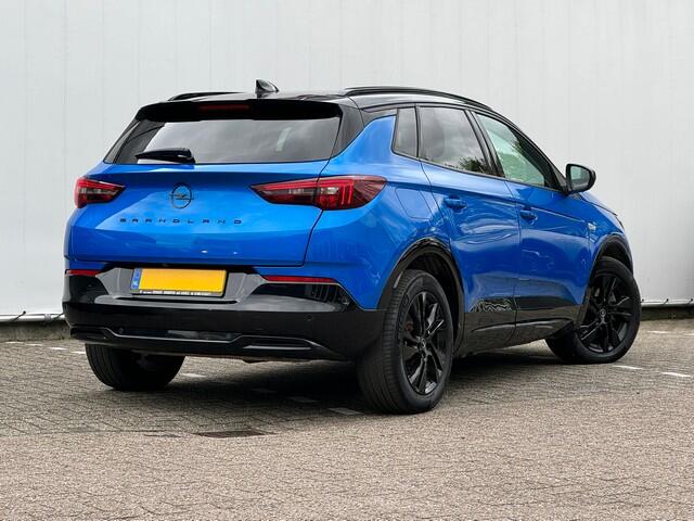 Opel Grandland 1.6 Turbo 225PK Hybrid GS Line Automaat met Alcantara, Navi/Camera, AGR, LED, 18inch