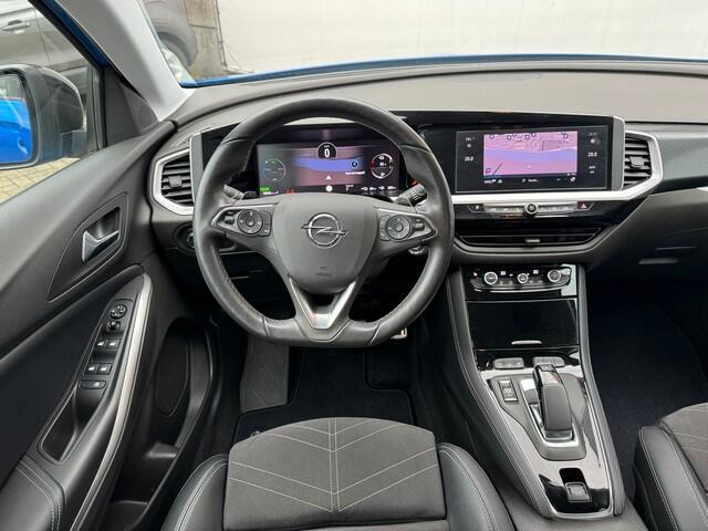 Opel Grandland 1.6 Turbo 225PK Hybrid GS Line Automaat met Alcantara, Navi/Camera, AGR, LED, 18inch