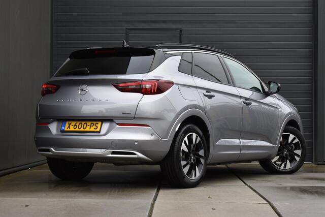 Opel Grandland 1.6 Turbo Hybrid Level 3 | CAMERA | NAVI | STUUR/STOELVERWARMING | CLIMATE CONTROL | CRUISE CONTROL | PDC | LMV