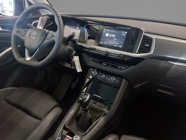 Opel Grandland 1.2 Turbo Level 2