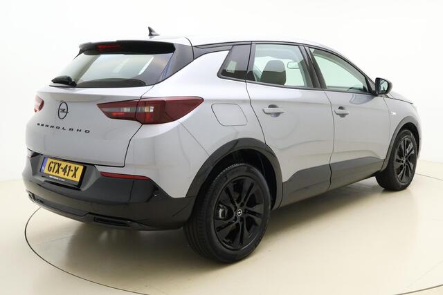Opel Grandland 1.2 Turbo GS 130 PK | Navigatie | Camera | Climate control | Stoel & Stuurverwarming | AGR Stoelen | Lichtmetalen velgen Black