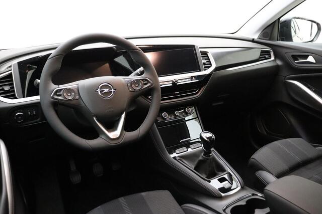 Opel Grandland 1.2 Turbo GS 130 PK | Navigatie | Camera | Climate control | Stoel & Stuurverwarming | AGR Stoelen | Lichtmetalen velgen Black