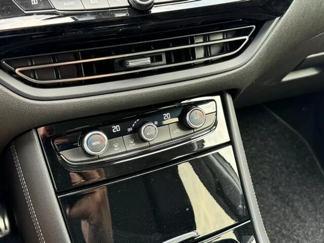 Opel Grandland 1.2 Turbo Elegance Automaat met Navi/Camera, AGR, LED, 18inch