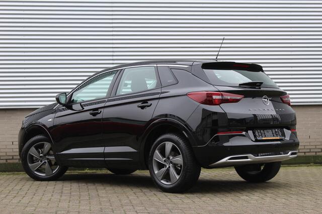 Opel Grandland 1.2 Turbo 130PK Elegance | Winterpack | Cruise control | Bluetooth | Parkeersensoren
