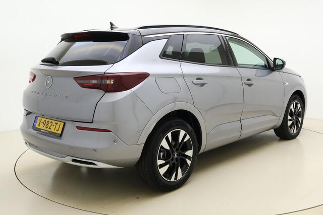 Opel Grandland 1.2 Turbo Level 3 130 PK Automaat | Navigatie | Camera | Stoel & Stuurverwarming | Zwart dak | Keyless | Lichtmetalen velgen | Climate control