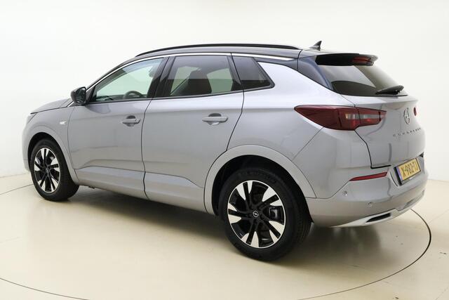 Opel Grandland 1.2 Turbo Level 3 130 PK Automaat | Navigatie | Camera | Stoel & Stuurverwarming | Zwart dak | Keyless | Lichtmetalen velgen | Climate control