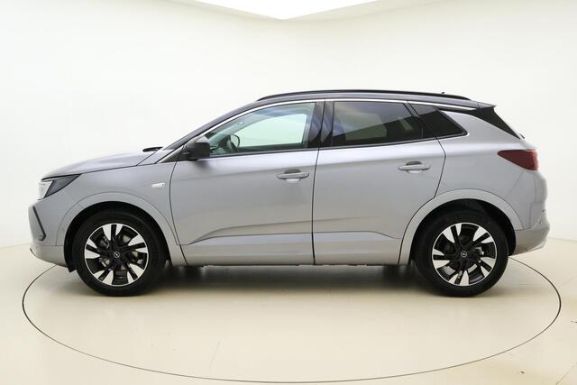 Opel Grandland 1.2 Turbo Level 3 130 PK Automaat | Navigatie | Camera | Stoel & Stuurverwarming | Zwart dak | Keyless | Lichtmetalen velgen | Climate control