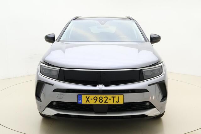 Opel Grandland 1.2 Turbo Level 3 130 PK Automaat | Navigatie | Camera | Stoel & Stuurverwarming | Zwart dak | Keyless | Lichtmetalen velgen | Climate control