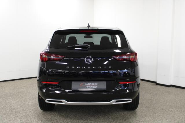 Opel Grandland 1.2 Turbo Business Elegance
