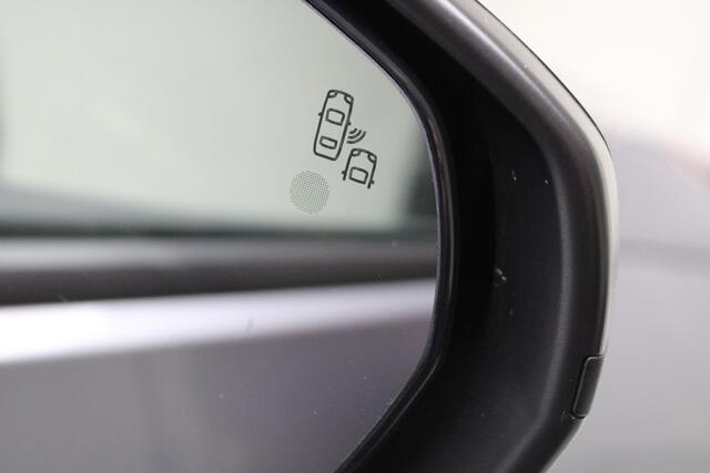 Opel Grandland 1.2 Turbo Level 3 | navi fullmap | afn. trekhaak | matrix | climate control | carplay | pdc v/a + camera | elekt. achterklep | verwarmde stoelen,stuur en voorruit | dode hoek | keyless