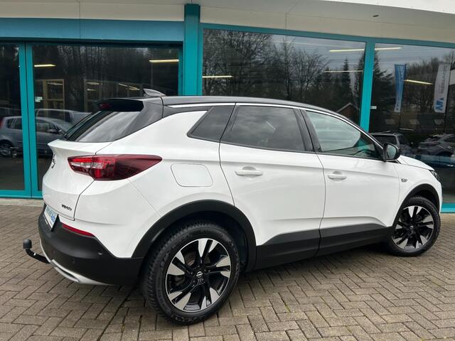 Opel Grandland X 1.2 TURBO SPORT Navi, CarPlay, Camera, LED, TrHaak, 18Inch