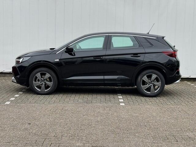 Opel Grandland 1.2 Turbo Business Edition met AGR-Stoelen, 18inch, Winterpakket