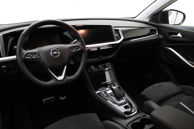 Opel Grandland 1.6 Turbo Plug-In Hybrid 300 pk 4x4 GSe | ECC | Winterpakket | Electrische Achterklep | Night vision | Camera | zeer compleet |