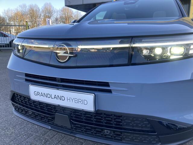 Opel Grandland 1.2 Turbo Hybrid GS 136 pk Automaat | Adaptive Cruise control | Navigatie | Afneembare trekhaak | Elektrisch schuif / kanteldak | 360 ° camera | Ergonomische stoelen | Stuur + stuurwielverwarming | Focal audio |