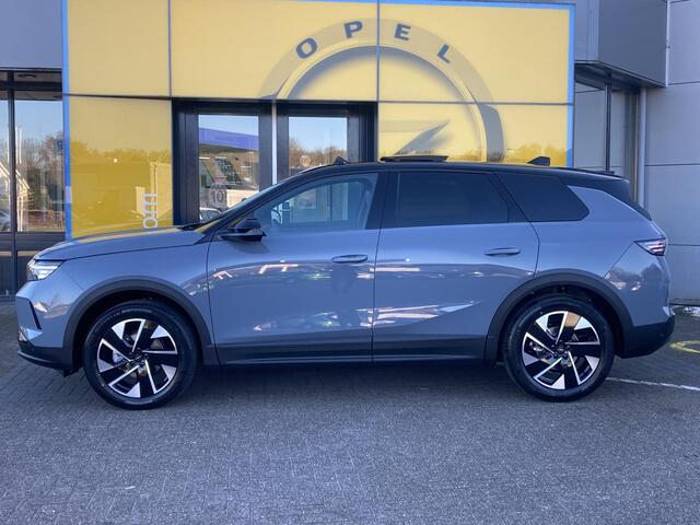Opel Grandland 1.2 Turbo Hybrid GS 136 pk Automaat | Adaptive Cruise control | Navigatie | Afneembare trekhaak | Elektrisch schuif / kanteldak | 360 ° camera | Ergonomische stoelen | Stuur + stuurwielverwarming | Focal audio |