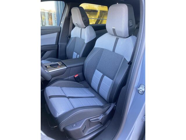 Opel Grandland 1.2 Turbo Hybrid GS 136 pk Automaat | Adaptive Cruise control | Navigatie | Afneembare trekhaak | Elektrisch schuif / kanteldak | 360 ° camera | Ergonomische stoelen | Stuur + stuurwielverwarming | Focal audio |