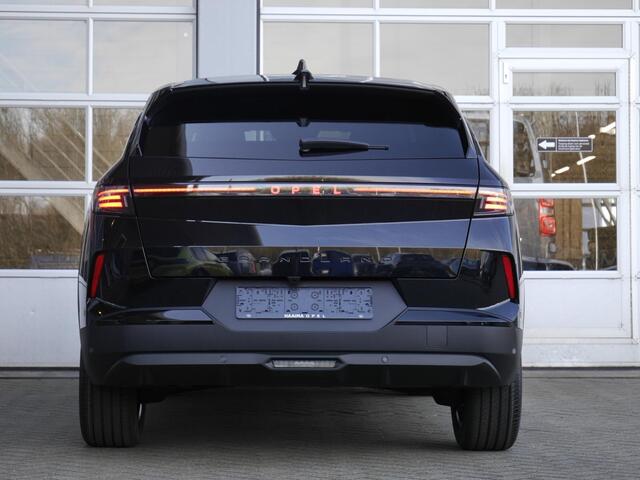 Opel Grandland 1.2 Turbo Hybrid GS | Nieuwe auto | Automaat | Matrix led koplampen | Stoel en Stuur verwarming | Navigatie | Keyless entry en start | Adaptive cruise control