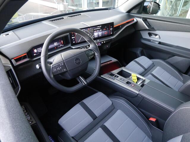 Opel Grandland 1.2 Turbo Hybrid GS | Nieuwe auto | Automaat | Matrix led koplampen | Stoel en Stuur verwarming | Navigatie | Keyless entry en start | Adaptive cruise control