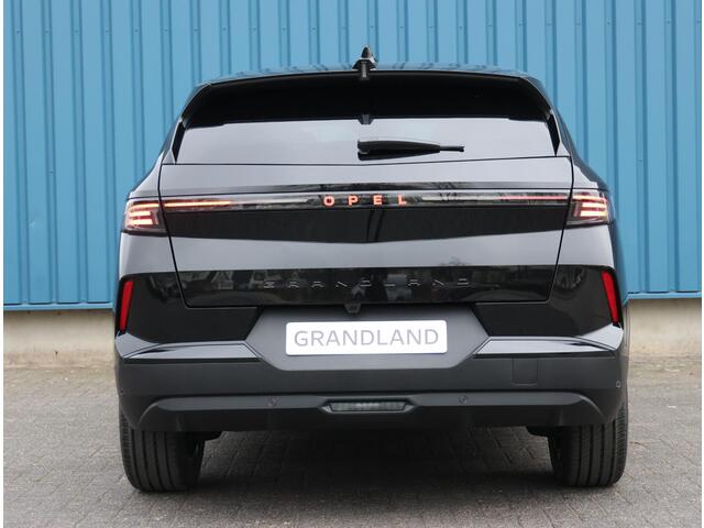 Opel Grandland 1.2 Turbo Hybrid GS | Stoel/Stuur verwarmd | Intellilux LED koplampen | Navigatie | Apple CarPlay/Android Auto | Adpt. cruise control | AGR-Stoelen
