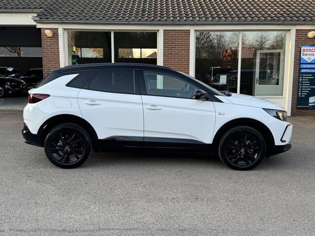 Opel Grandland 1.2 Turbo GS Automaat, 130 PK, Airco/ECC, Navigatie, Camera,