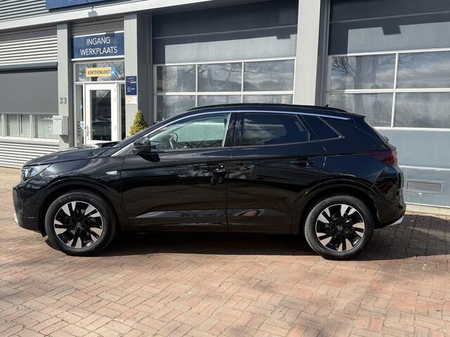 Opel Grandland 1.6 Turbo Plug-In Hybrid 224pk Aut. Elegance | 18Inch | Navi | 360 Camera | Elektr. klep | 01-2023 10.375 KM
