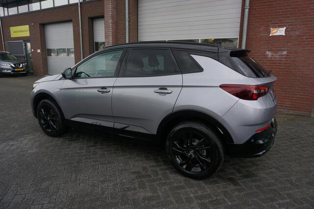 Opel Grandland 1.2 TURBO GS LINE NOV 2022 DEALER ONDERHOUDEN 4X ZGAN ALL SEASON BANDEN CAMERA FULL LED NAVI ANDROID/APPLECARPLAY ECC AIRCO CRUISECONTROL PARKEERSENSOREN V+A 19INCH BLUETOOTH ENZ...