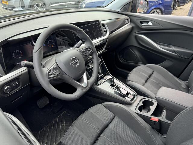 Opel Grandland 1.2 Turbo GS 2024! ! Super compleet | 1e eigenaar | Stoel en stuurverwarming | AGR stoelen | Camera | 18" | LED