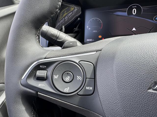 Opel Grandland 1.2 Turbo GS 2024! ! Super compleet | 1e eigenaar | Stoel en stuurverwarming | AGR stoelen | Camera | 18" | LED